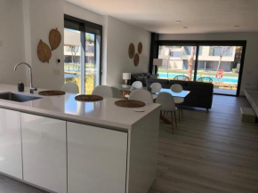 Magnífico Chalet en urbanización ROCHE